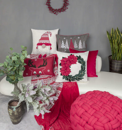 Six Christmas Throw Pillow Design Trends for 2021