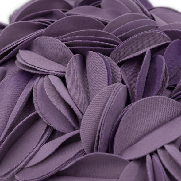 soft-velvet-pillow 