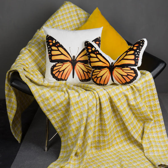 beautiful-butterfly-throw-pillows