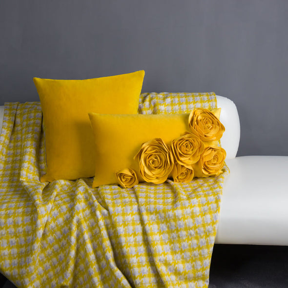 decorative-yellow-velvet-pillow-case