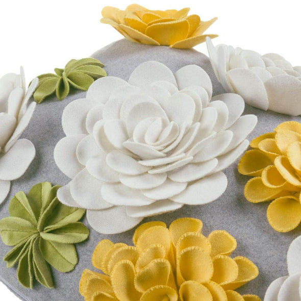 flower-throw-pillow