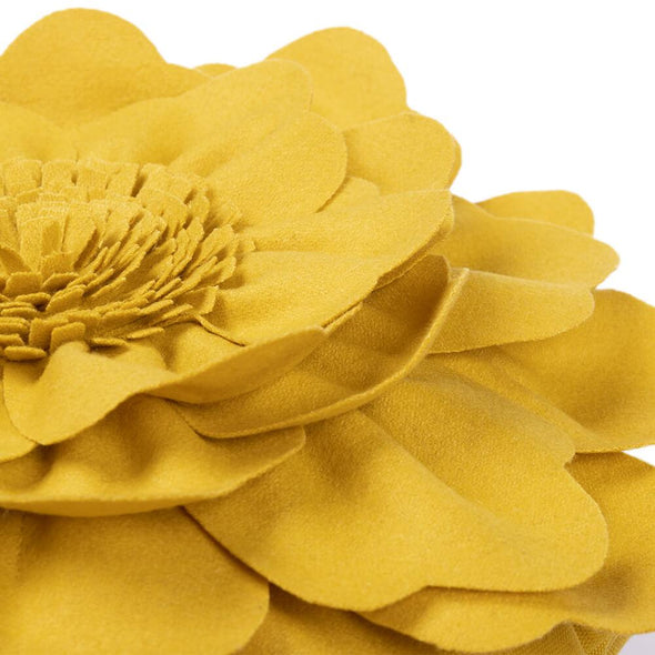decorative-gold-pillows