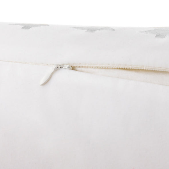 white-pillowcase-zipper