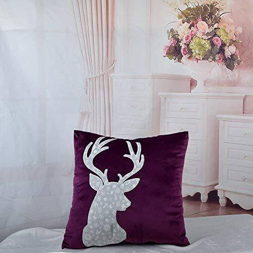 Decorative-Christmas-reindeer pillow-cover