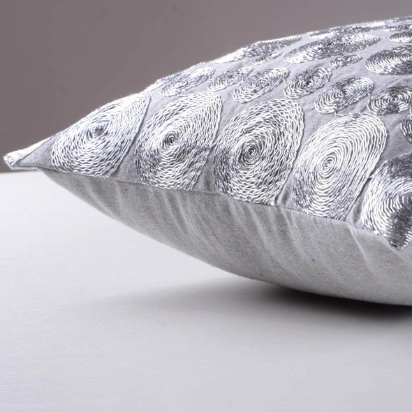 circle-pattern-throw-pillows