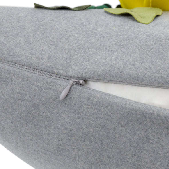 how-to-sew-a-zipper-on-a-pillow-case