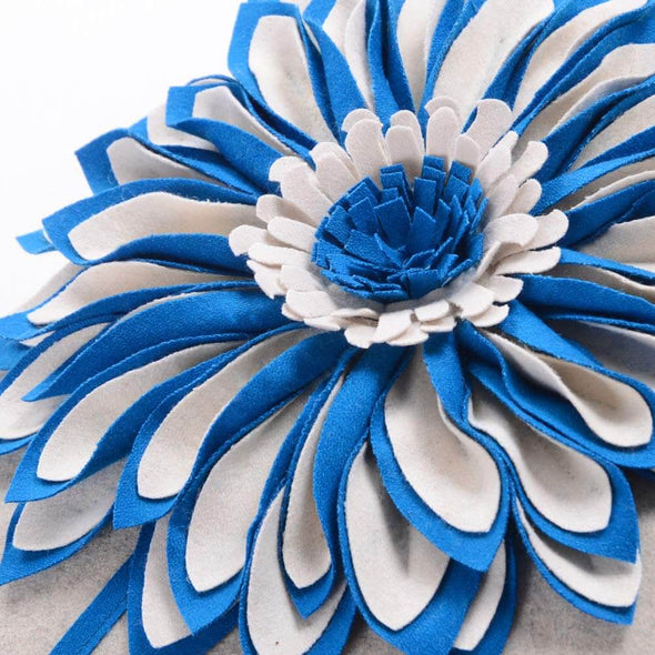 blue-pillowcase-flower-petal