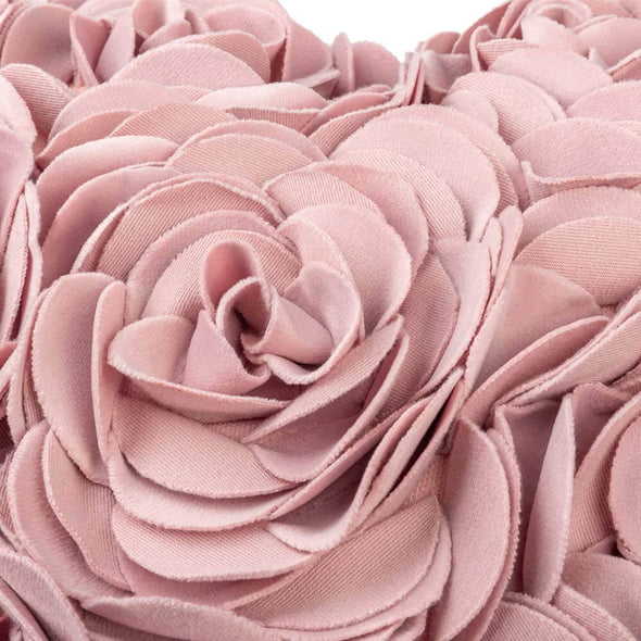pink-velvet-pillows
