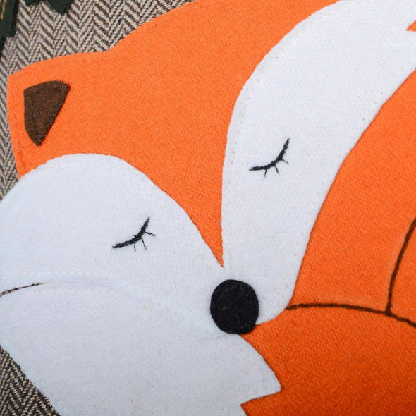 fox-throw-pillow-applique