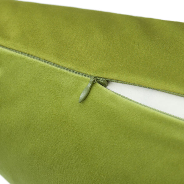 green-velvet-pillow-case-zipper