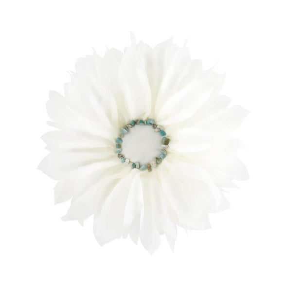 3d-flower-white-couch-pillow